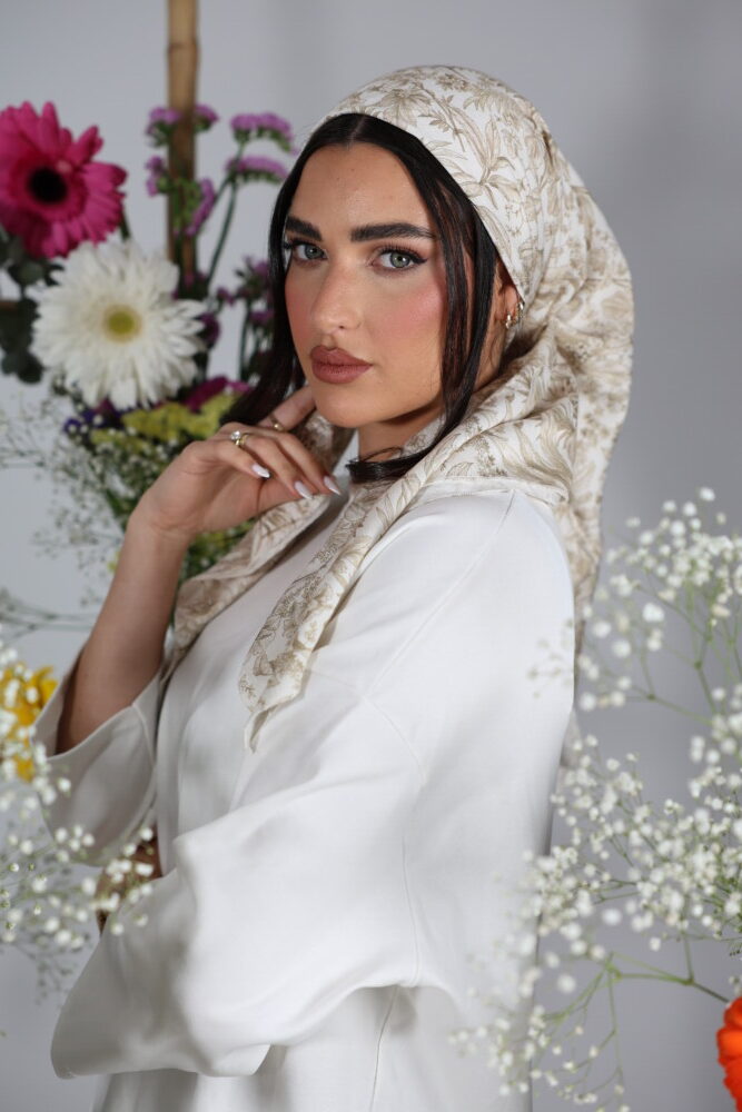 מטפחת מרובעת דגם יערה